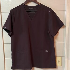 Figs Technical Collection Scrub Top Women’s Espresso Size XL.